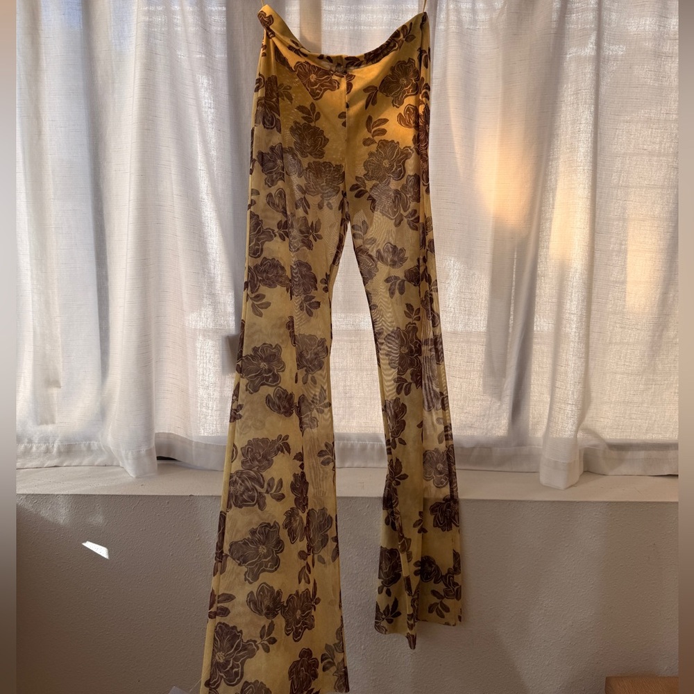 NWT Bec + Bridge Floral Pants